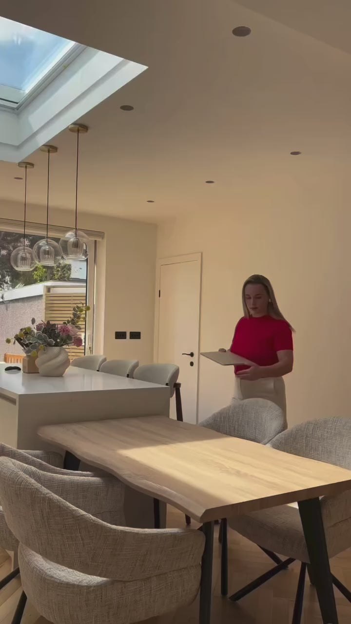 Product show video for skylight blinds.